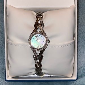 SEIKO mother of pearl diamond watch